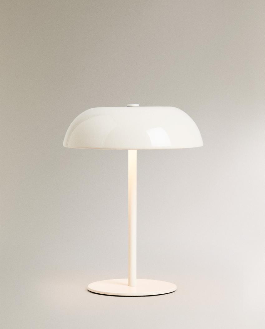 MONOCHROME CORDLESS TABLE LAMP